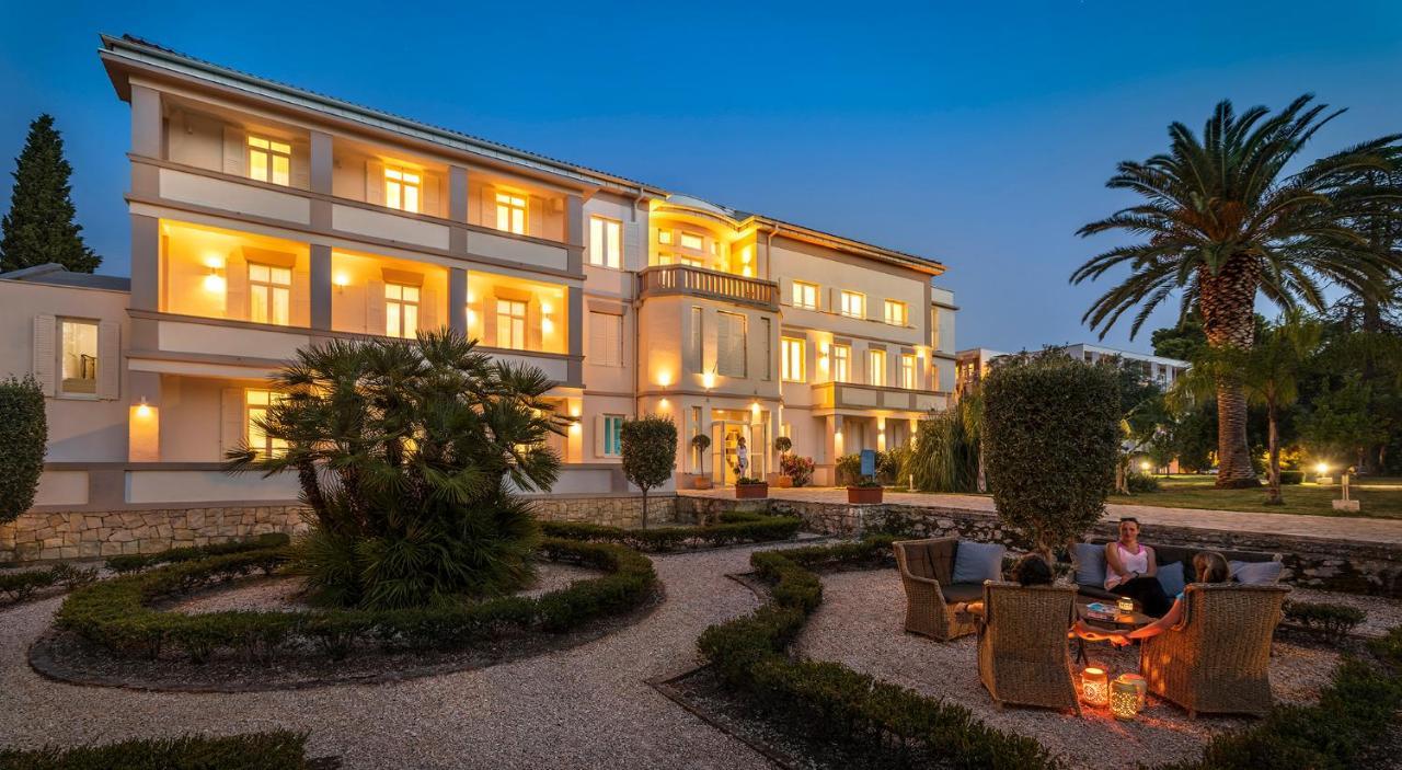 Aminess Vival Port9 Resort Medvinjak Exterior photo