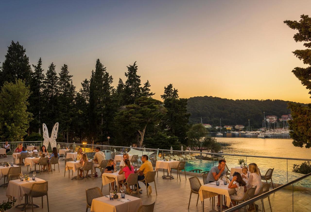 Aminess Vival Port9 Resort Medvinjak Exterior photo