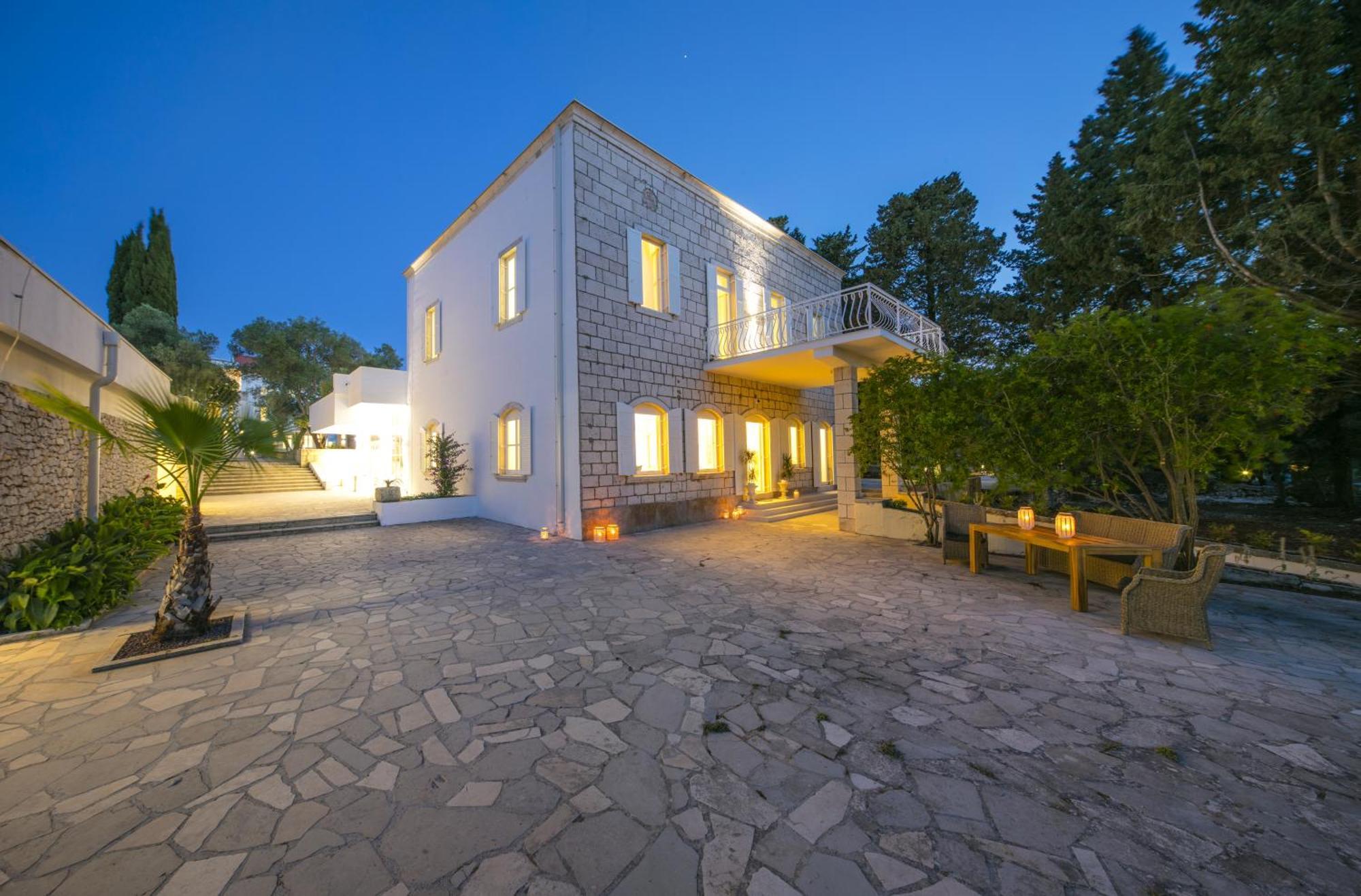 Aminess Vival Port9 Resort Medvinjak Exterior photo